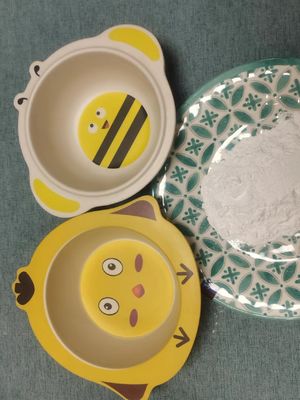 99.85% ترکیب قالب گیری ملامین بدون بو تری پلی سیانامید درجه صنعتی