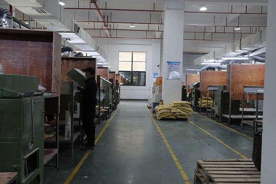 PH 7.5-9.5 پودر ملامین خالص برای تولید ظروف غذاخوری ملامین CAS 108-78-1