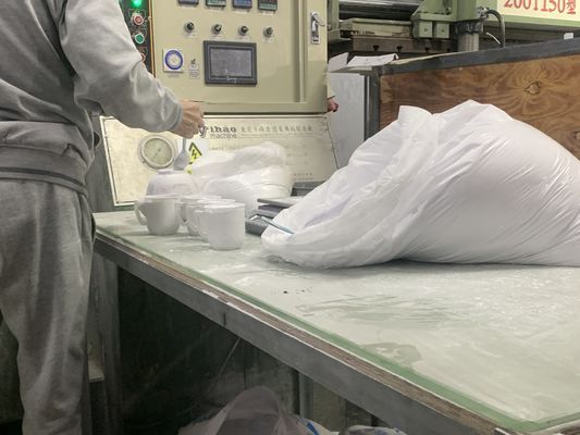 ماشین قالب دهی فشرده سازی اتوماتیک ملامین برای لاستیک اوریا و ملامین 450 تن