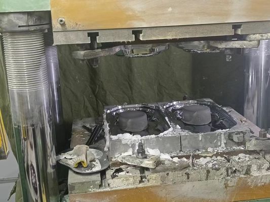 دستگاه قالب دهی قاب میز ملامینه کنترل شده توسط کامپیوتر قالب های سفارشی یک از دو صفحه 12 اینچی ملامینه قالب سازی