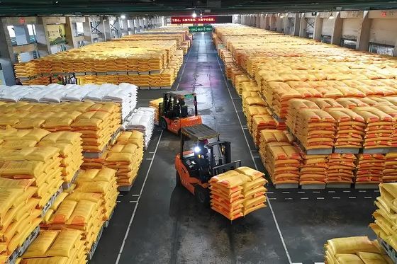 پودر پلاستیکی بی بو و بلوری ملامین دو ساله