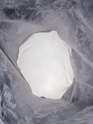 ماده شیمیایی C3H6N6 99٪ خالصیت پودر ملامین 108-78-1 سفید