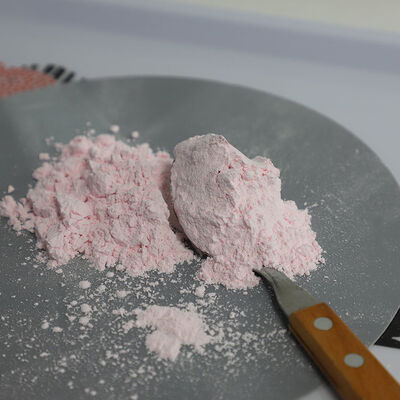 SHUANGYAN نقطه اشتعال بالاتر از 200 درجه سانتیگراد پودر ملامین خالص در پردازش شیمیایی و تولید مواد پایدار استفاده می شود