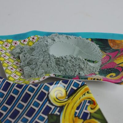 مسحوق الميلامين A5 بني بنقاء 99.8% من سوني، مركب قولبة أميني MMC، مادة خام معتمدة من SGS و FDA لإنتاج أواني الميلامين المقلدة